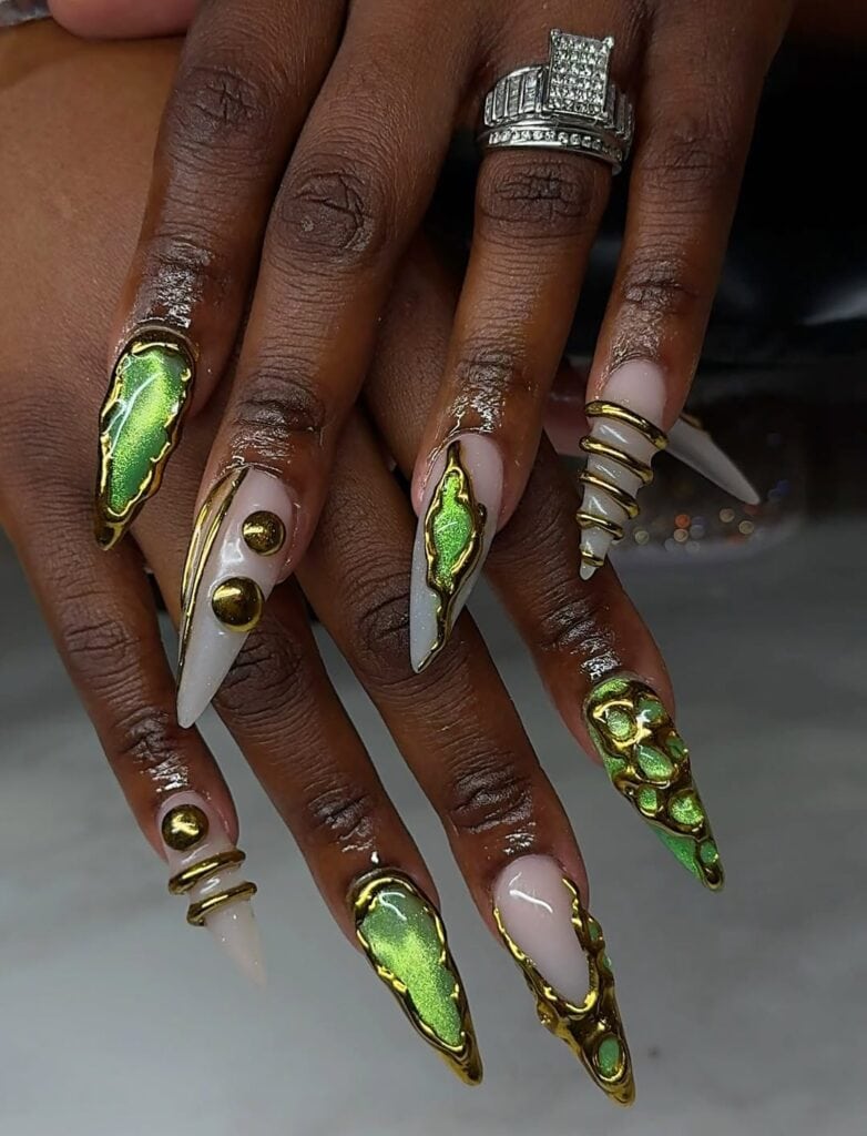 Image courtesy of instagram.com:nailssbydestini