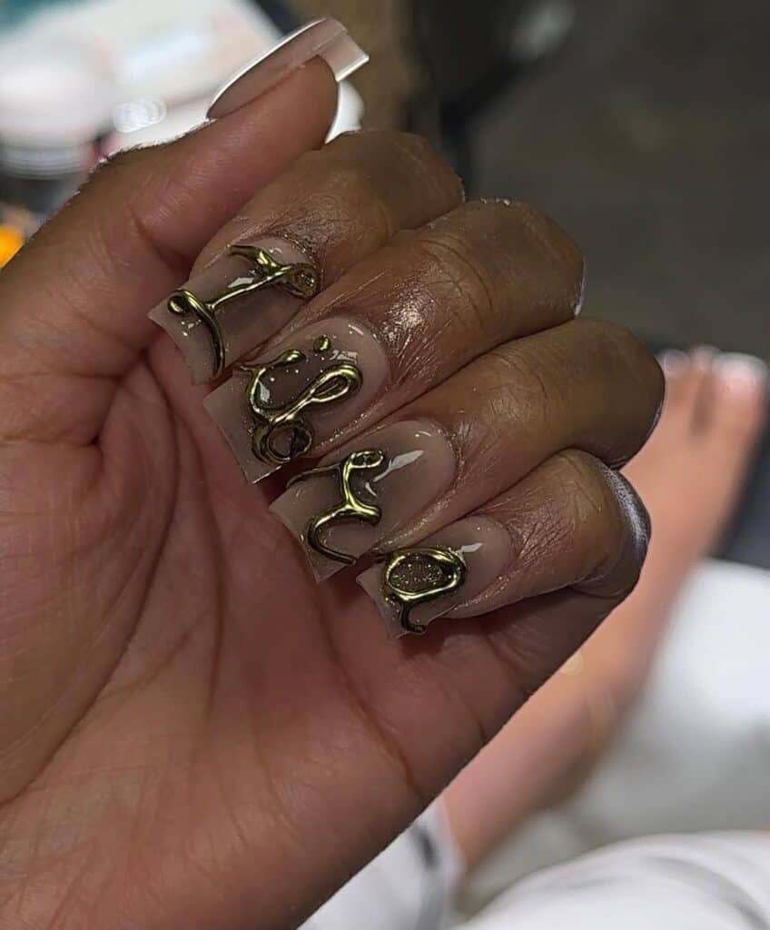 Image courtesy of instagram.com:naprinails