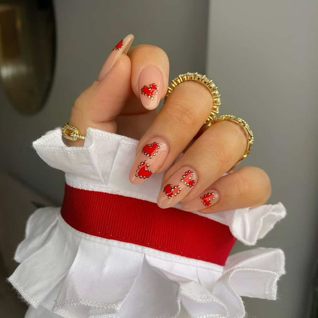 Image courtesy of instagram.com:natalieholtnailartist