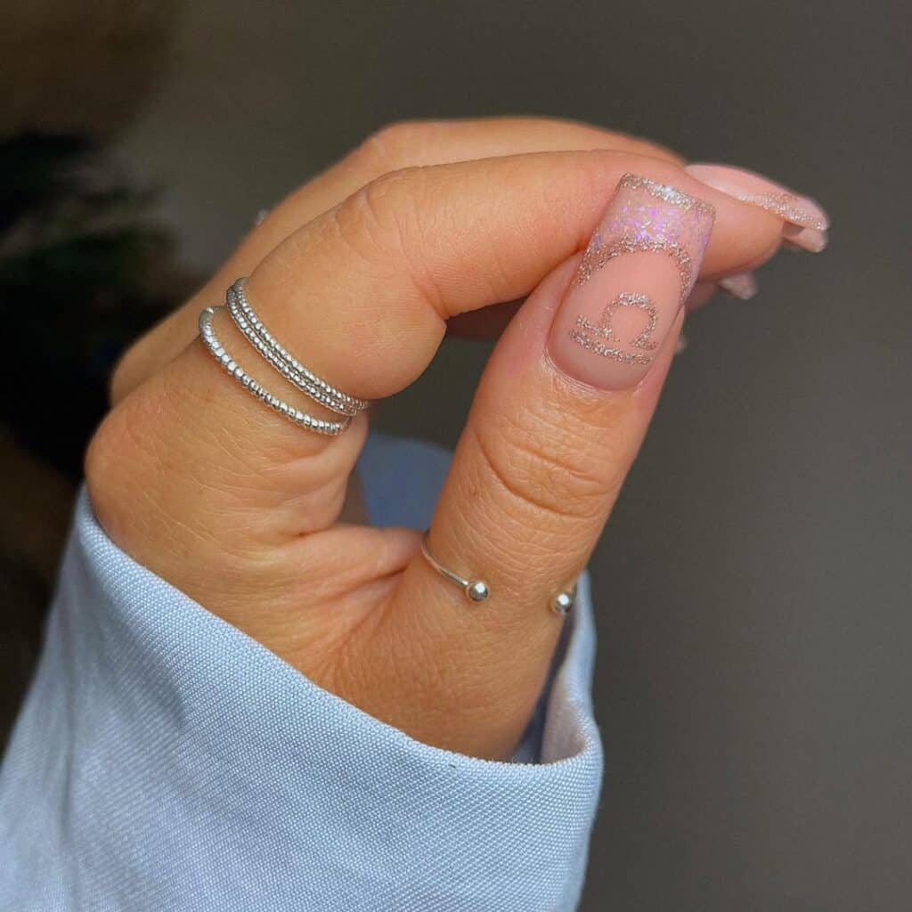 Image courtesy of instagram.com:vangalnails