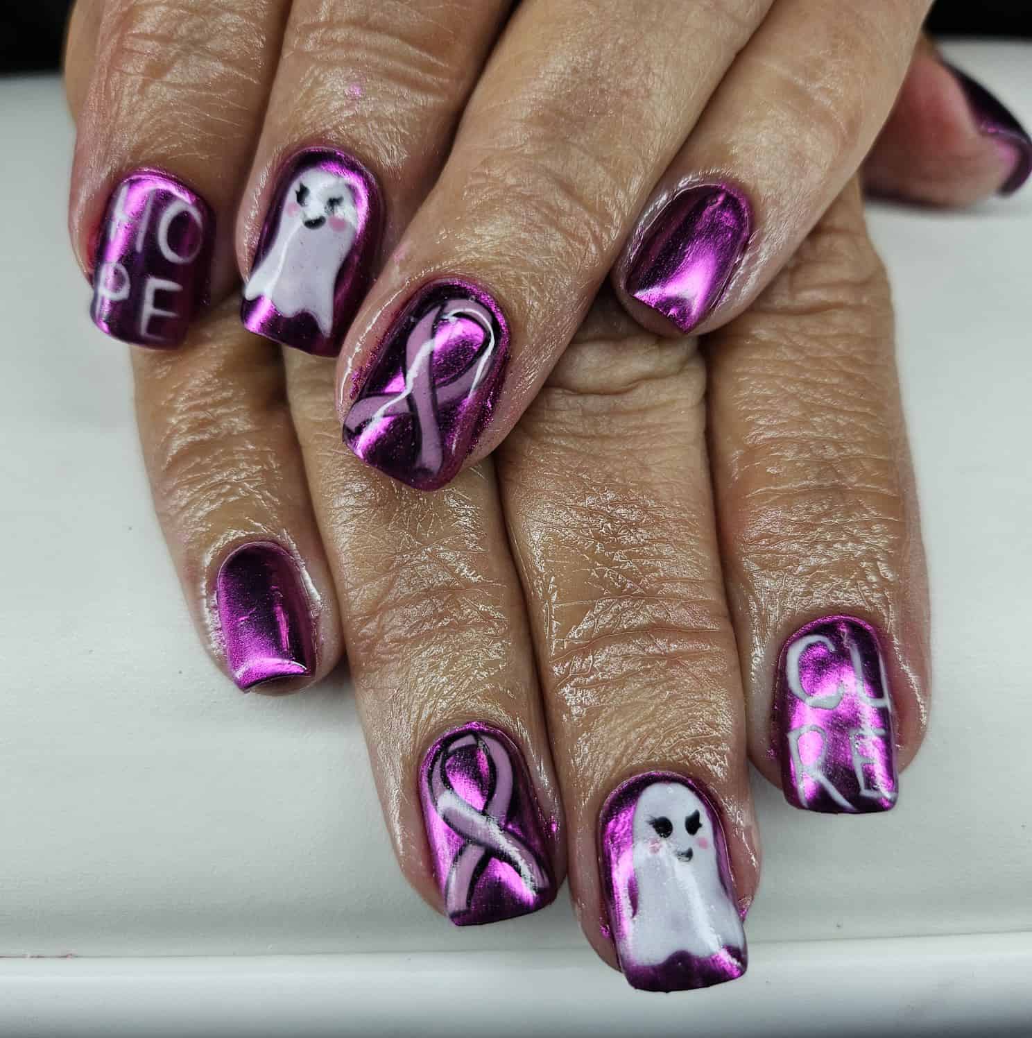 Image courtesy of extraodinary nails by eva