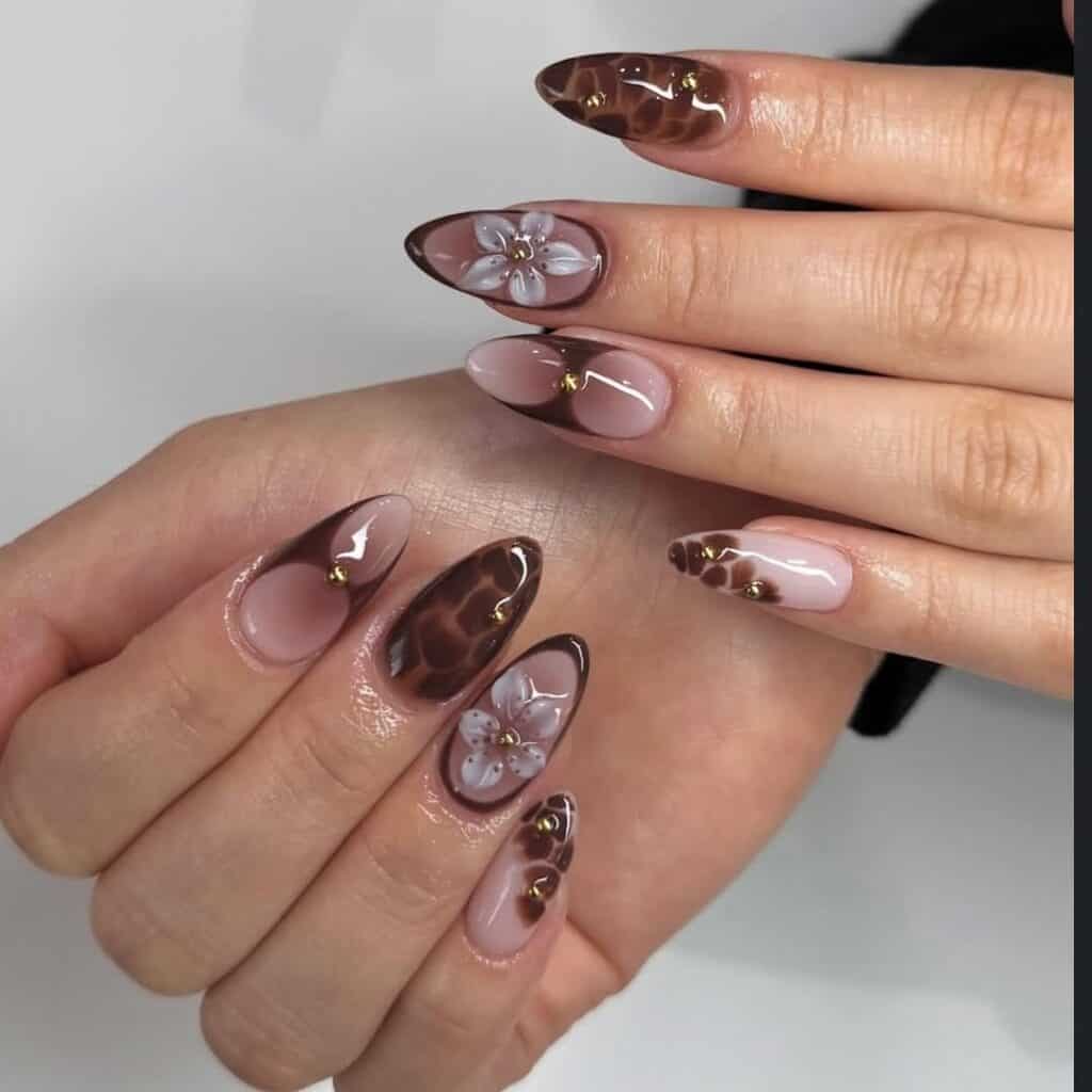 Image courtesy of instagram.com:flamingonailshyderabad