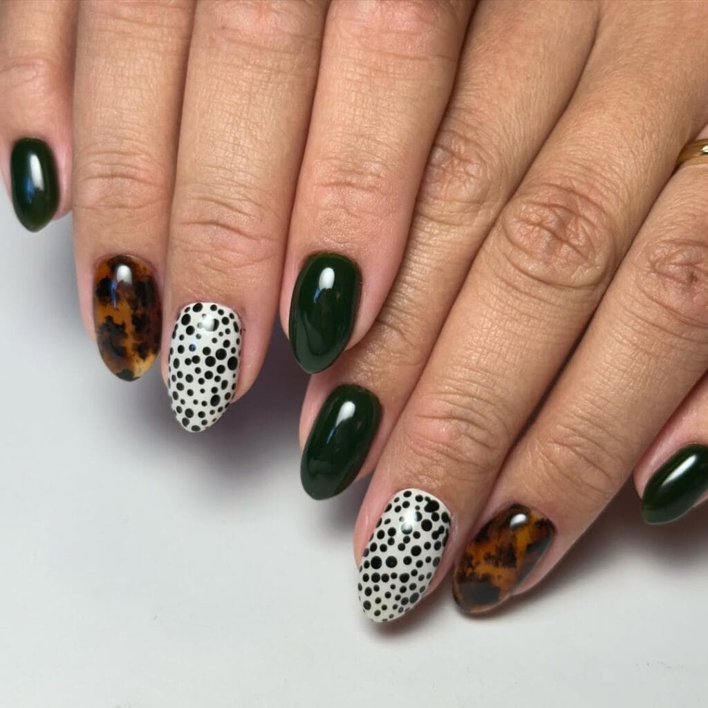 Image courtesy of instagram.com:aprils.nailz
