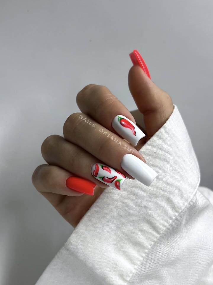 Image courtesy of oksana smirnova nails