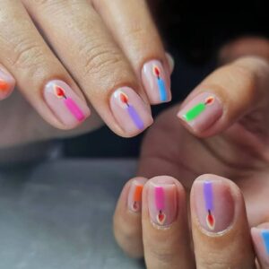 Image courtesy of Instagram.com/ayelet__nails