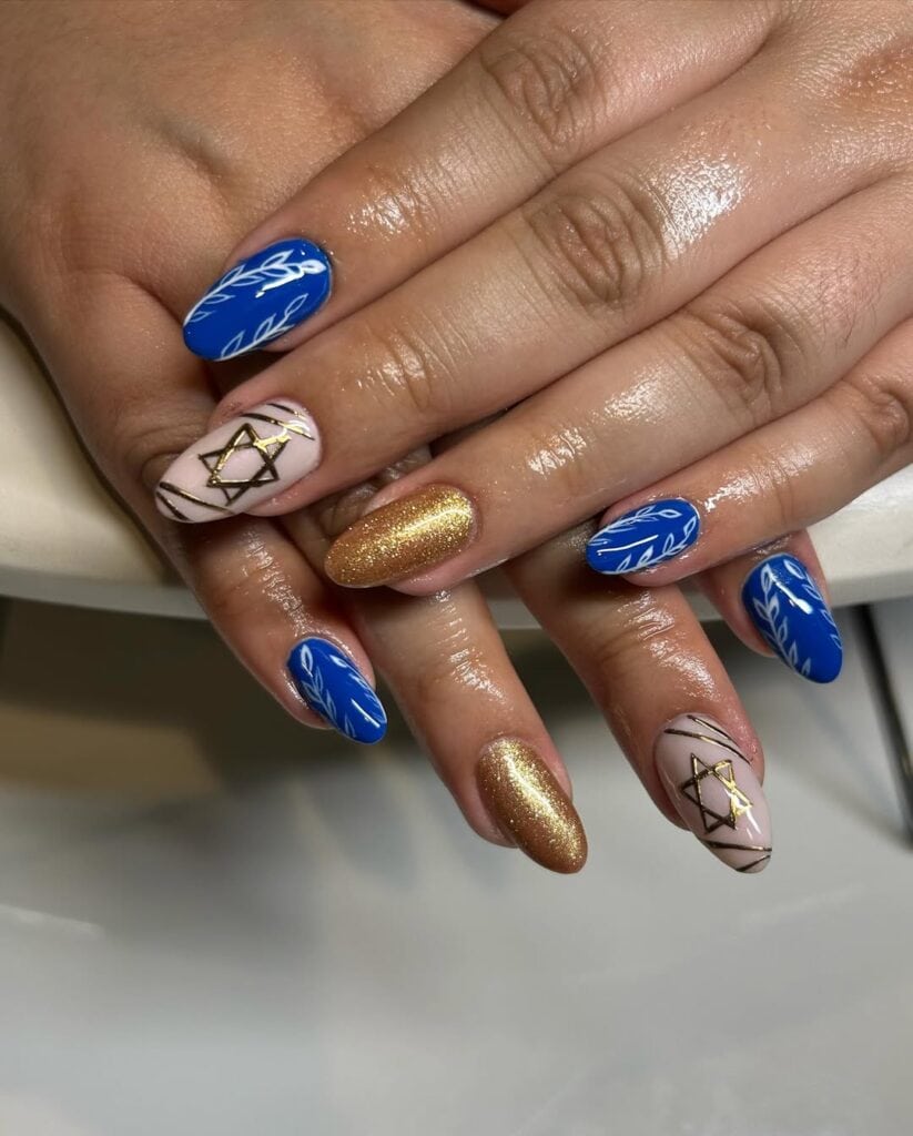 Image courtesy of Instagram.com:nailsandbeauty leslie