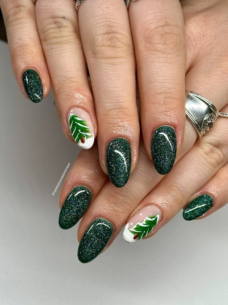 Image courtesy of Instagram.com:nailsbylouisadominique