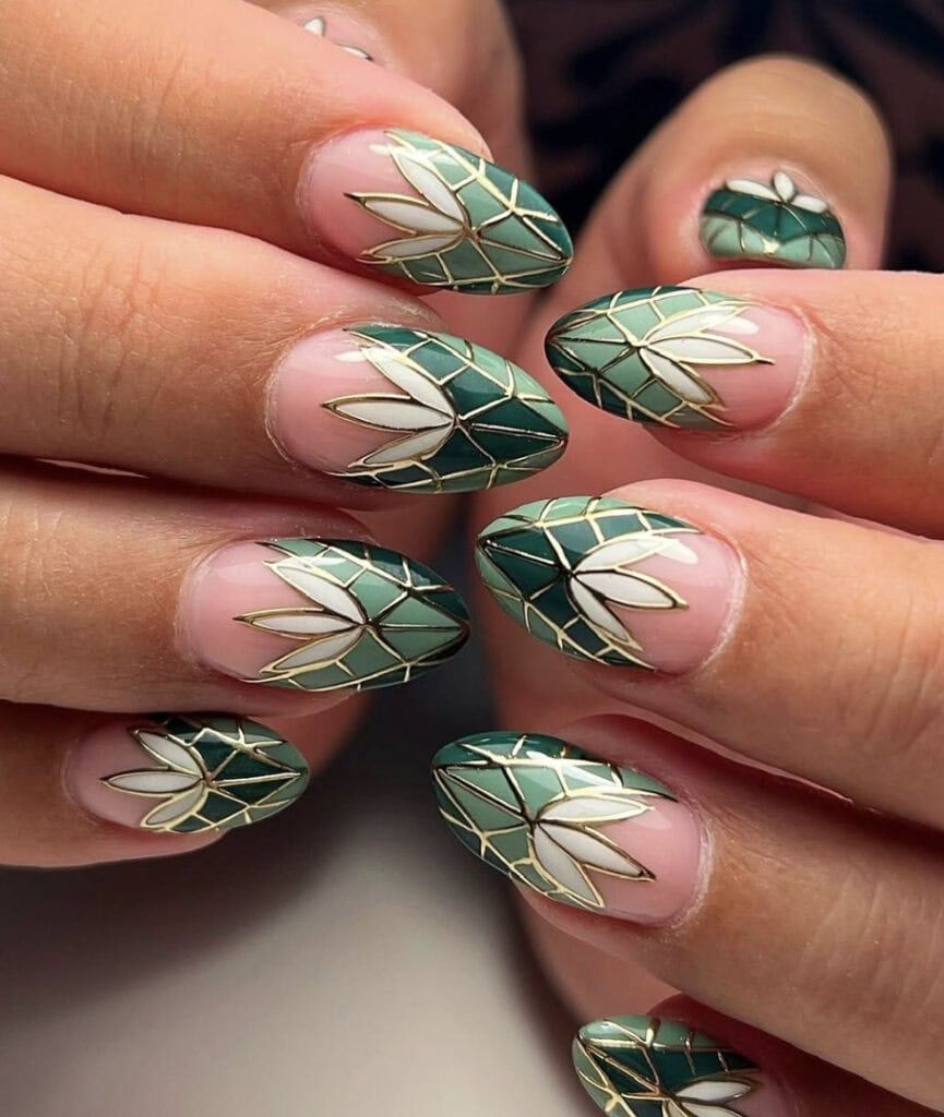 Image courtesy of Instagram.com:thenailscoven