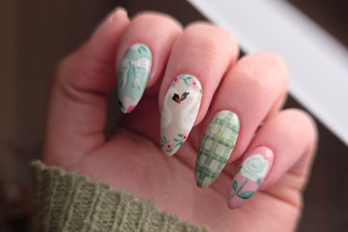 Vintage Valentine's lead image courtesy of Painted by Mia