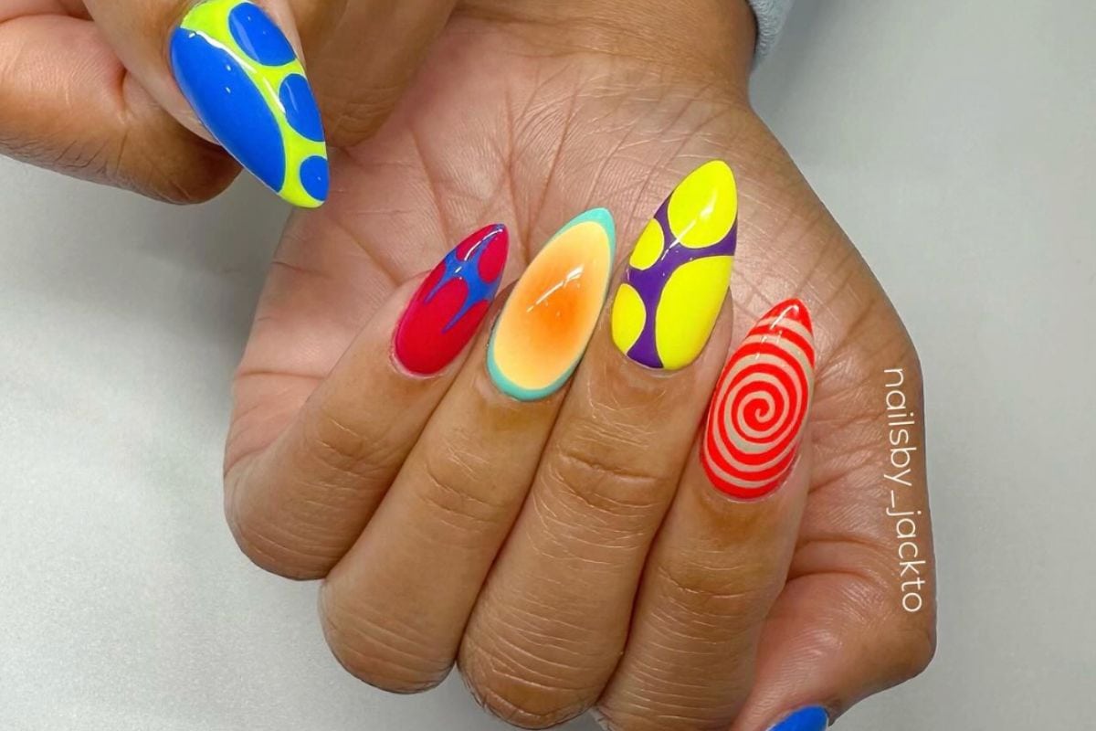 February nail ideas lead image courtesy of Instagram.com:nailsby_jackto