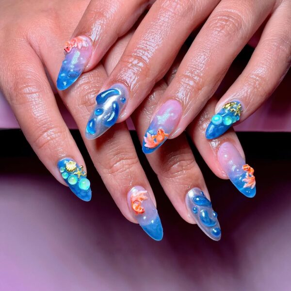 Image courtesy of Instagram.com/jarijarinails