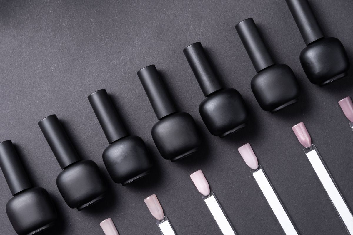 TPO gel polish scratch magazine nails