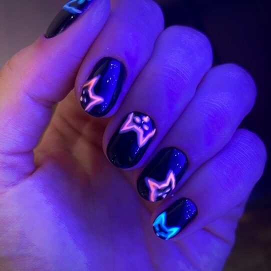 Glow in the Dark Neon Cats Nails Step 5